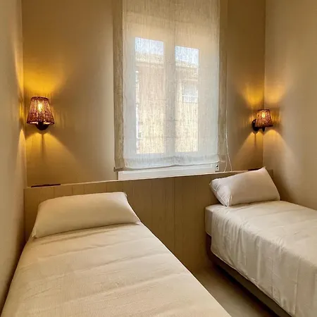 Apartment With Two Rooms Near Sea Beach