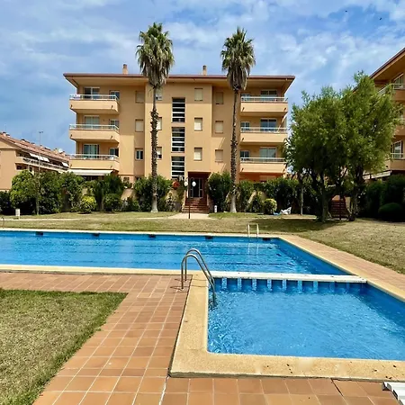 Apartment With Two Rooms Near Sea Beach